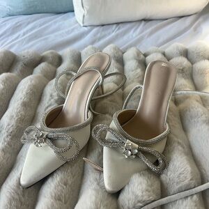 Public desire elegant White Bow-Embellished Women's Heels